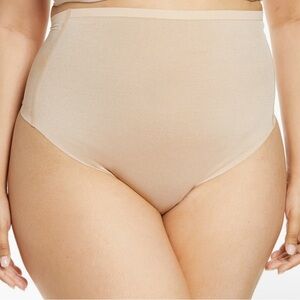 NWT SKIMS Power Mesh High Waisted Thong